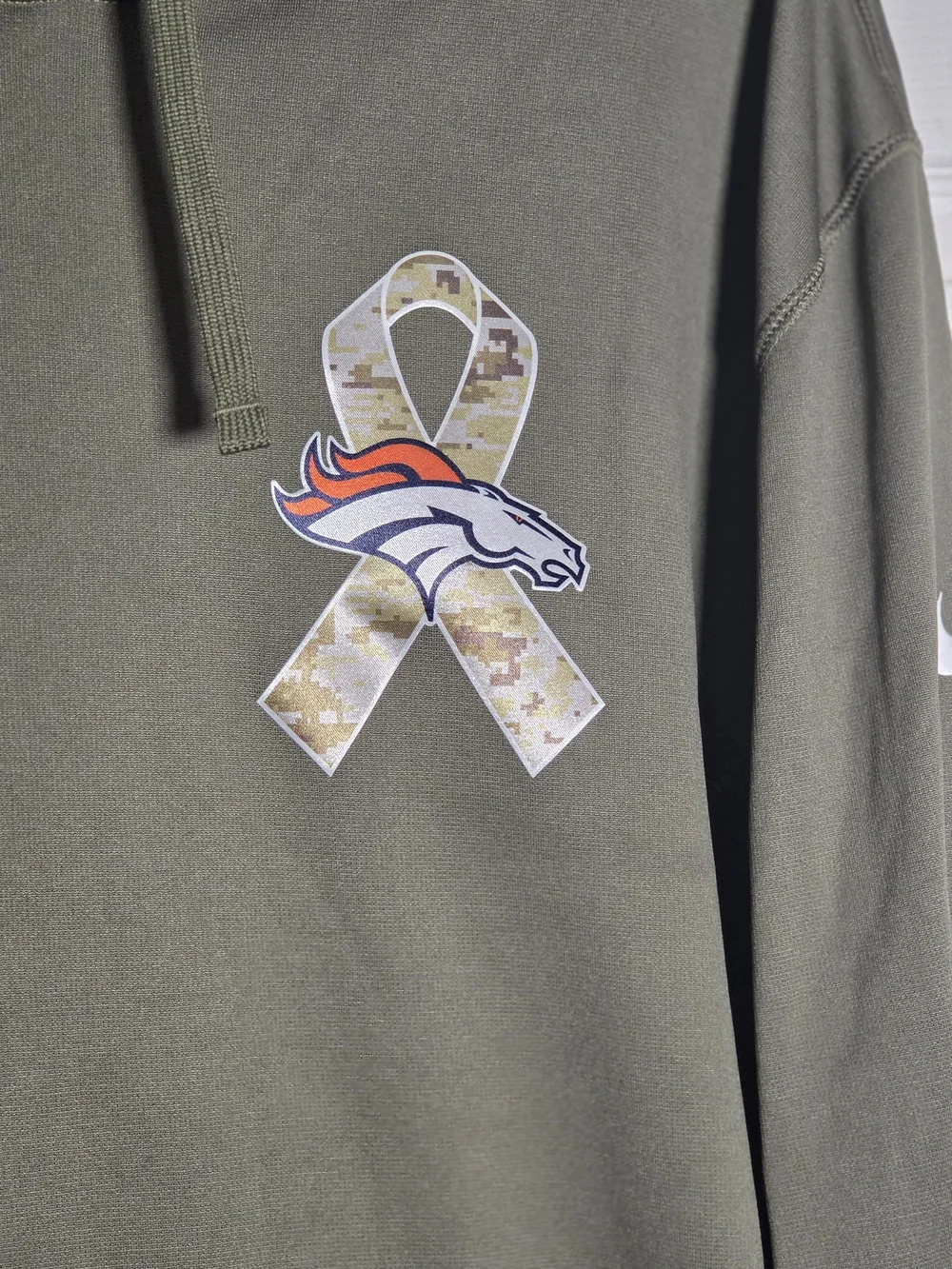 Nike NFL Denver Broncos Salute To Service Therma Fit Hoodie XXL Olive